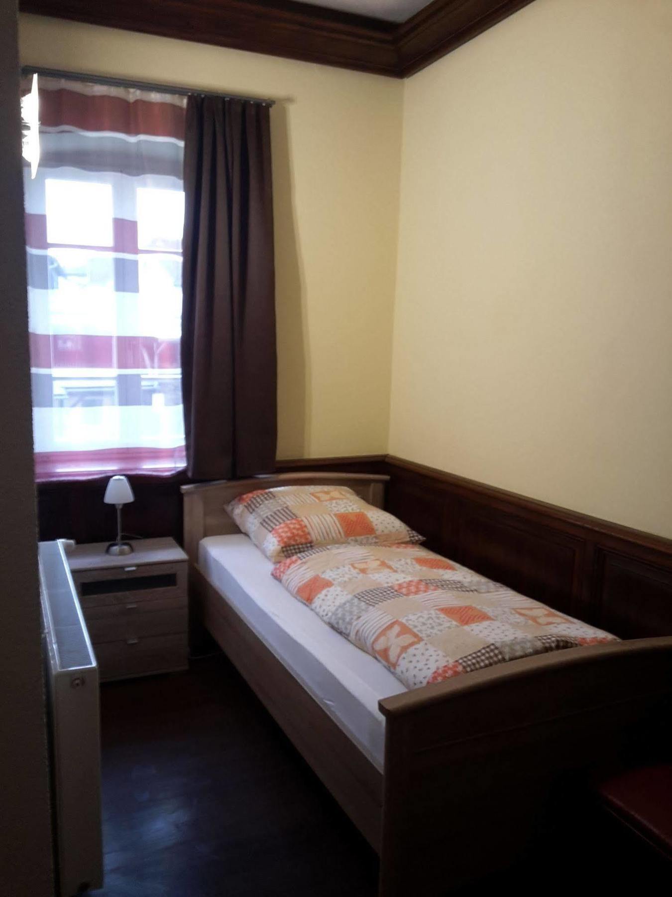 Hotel Zum Schwanen Leimen  Exteriör bild